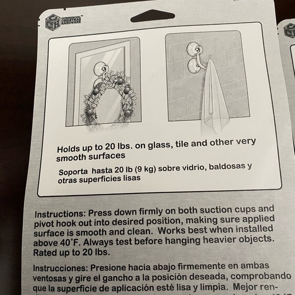 2 suction Wreath hangers for glass doors or windows - Picture 4 of 4